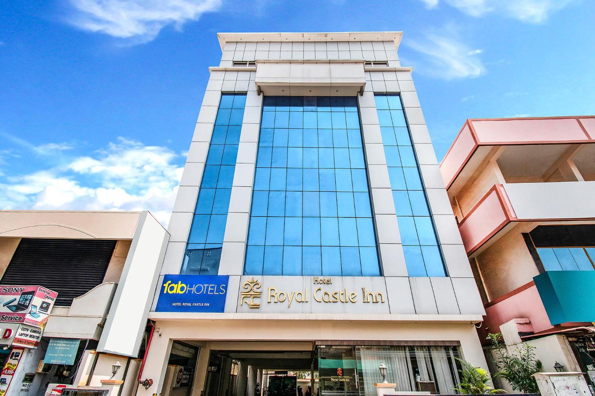 甘地普隆皇家城堡法布酒店 哥印拜陀 外观 照片